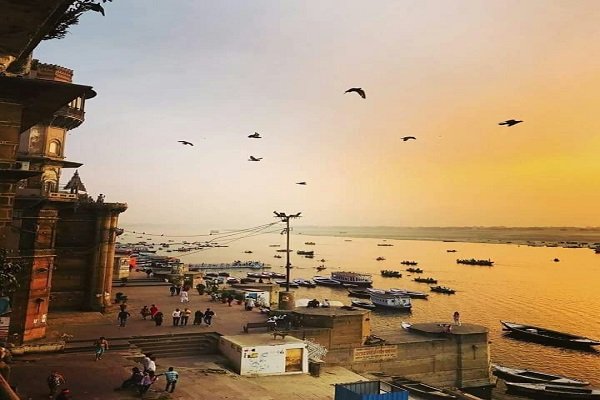 jamshedpur to varanasi cabs